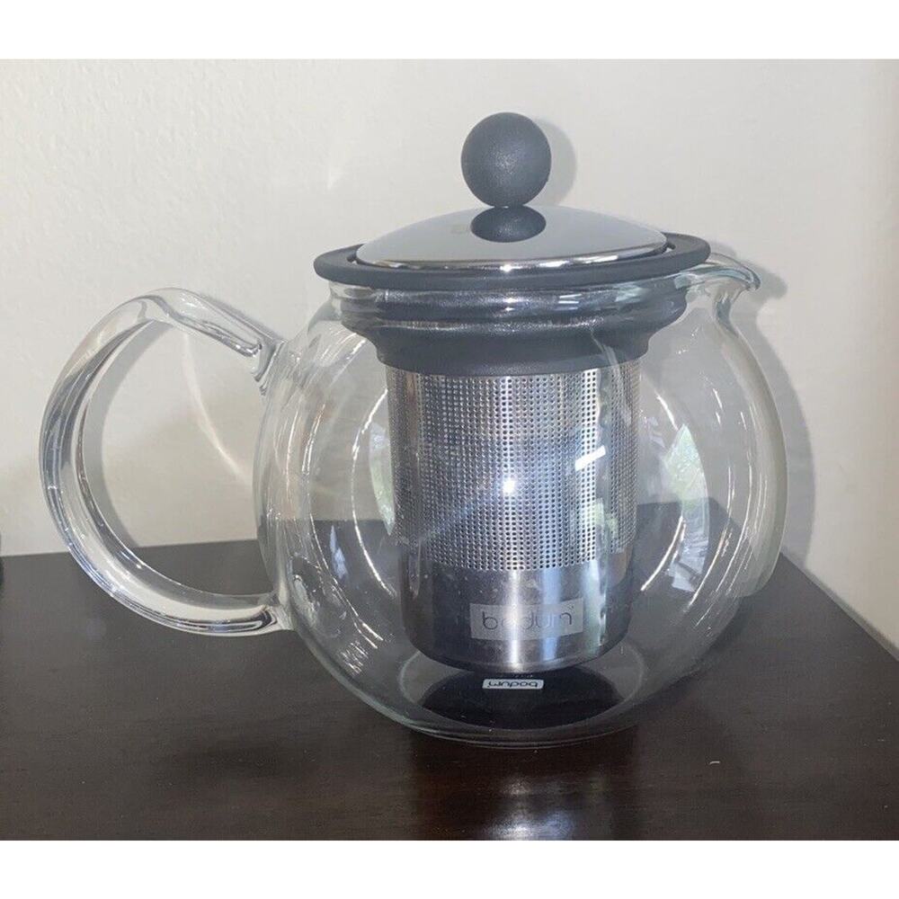Bodum Teapot Press Steeping Pot 17oz Black